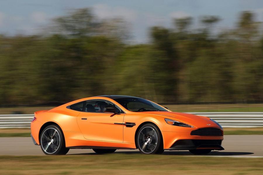  Aston Martin Vanquish 2012 года  (NA) (фото 97 из 182)